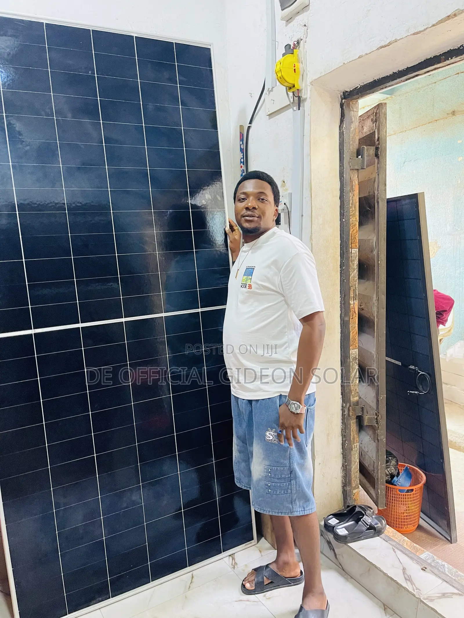 Black Face 710watts Panels
