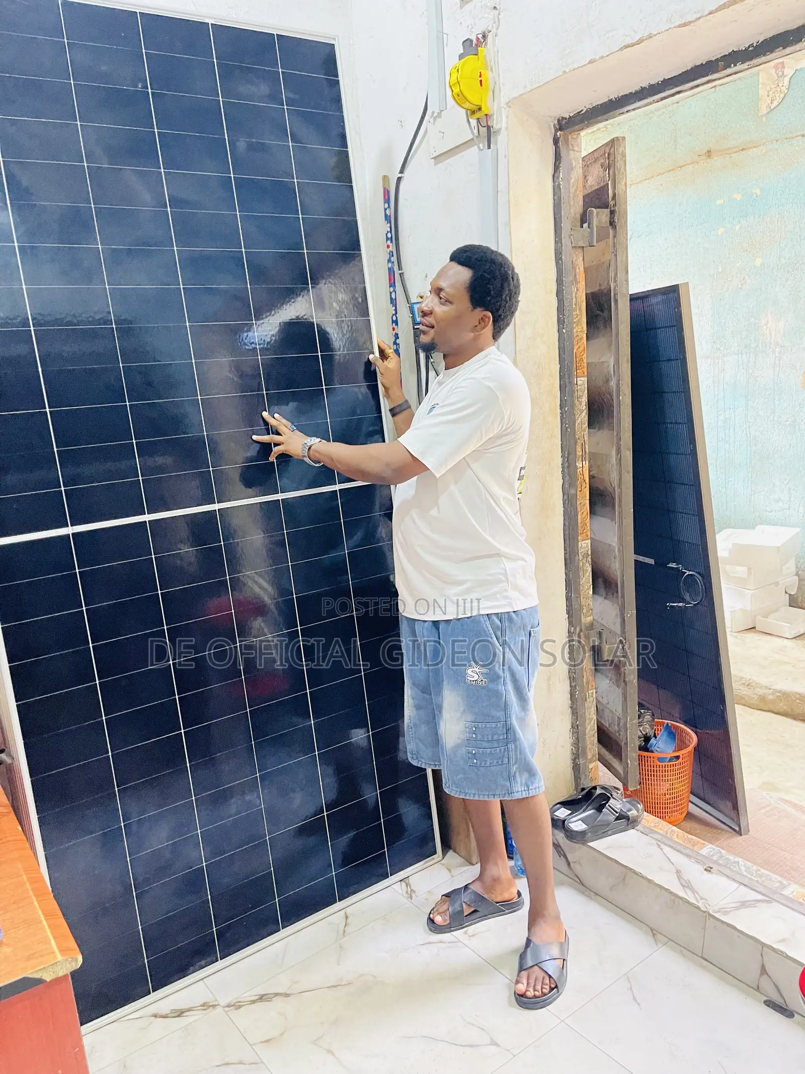 Black Face 710watts Panels
