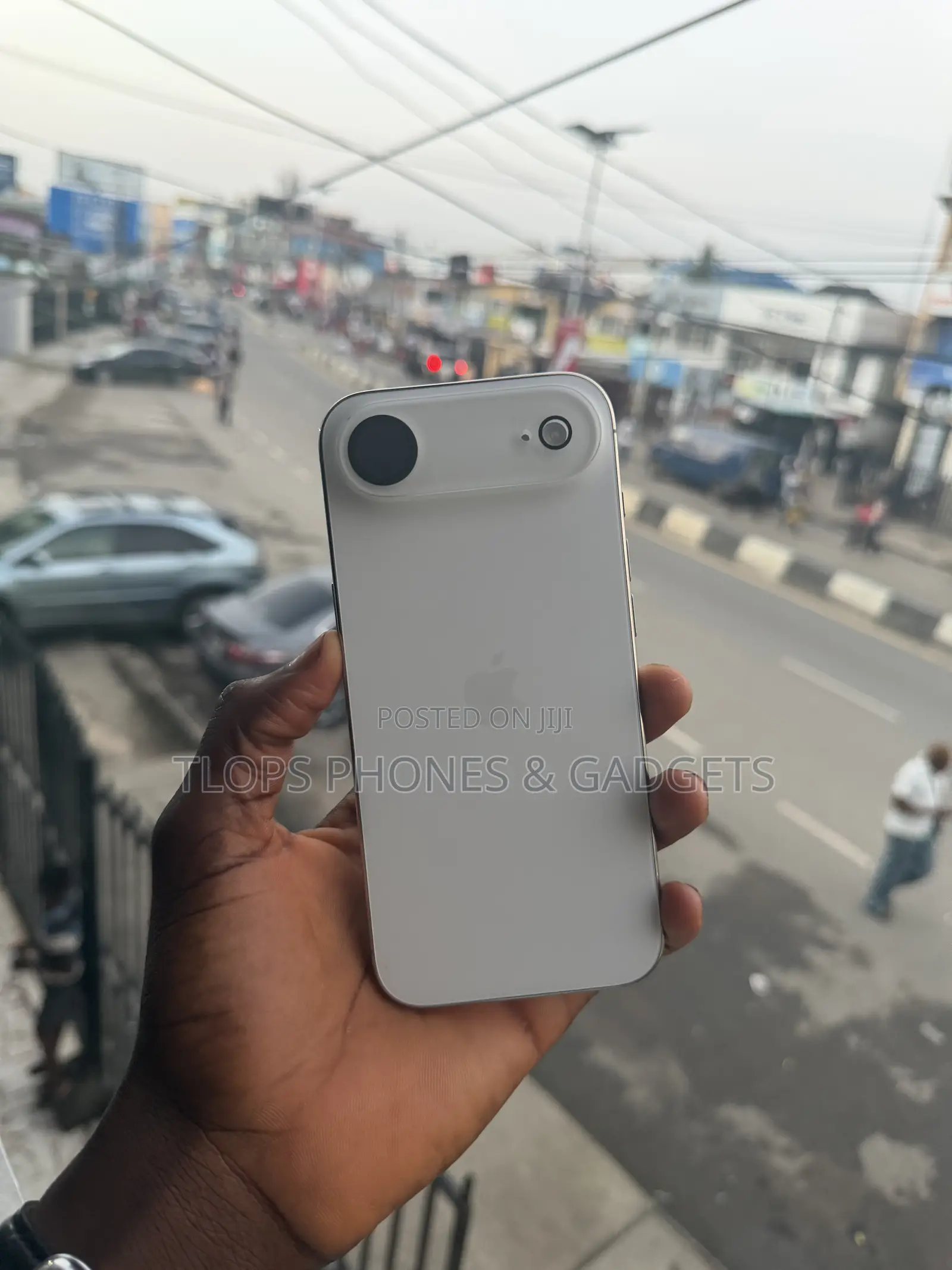 Apple iPhone Air 256 GB Gold
