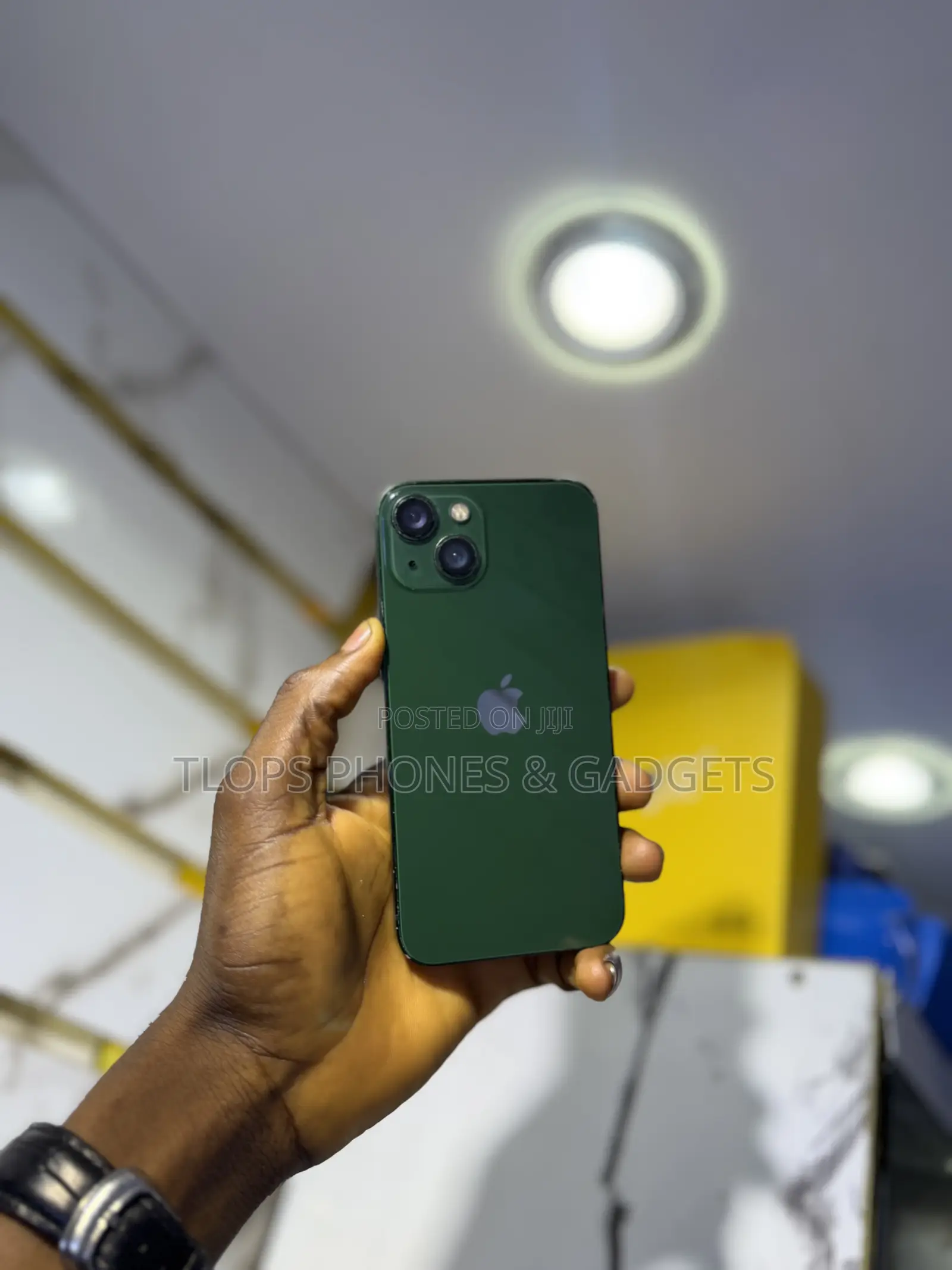 Apple iPhone 13 128 GB Green