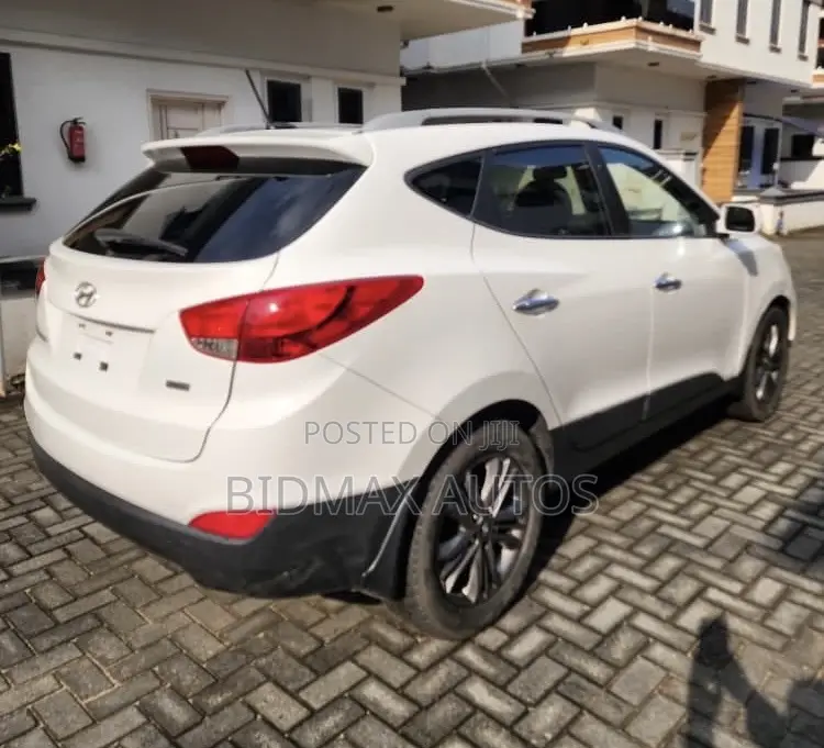 Hyundai Tucson GLS AWD 2015 White