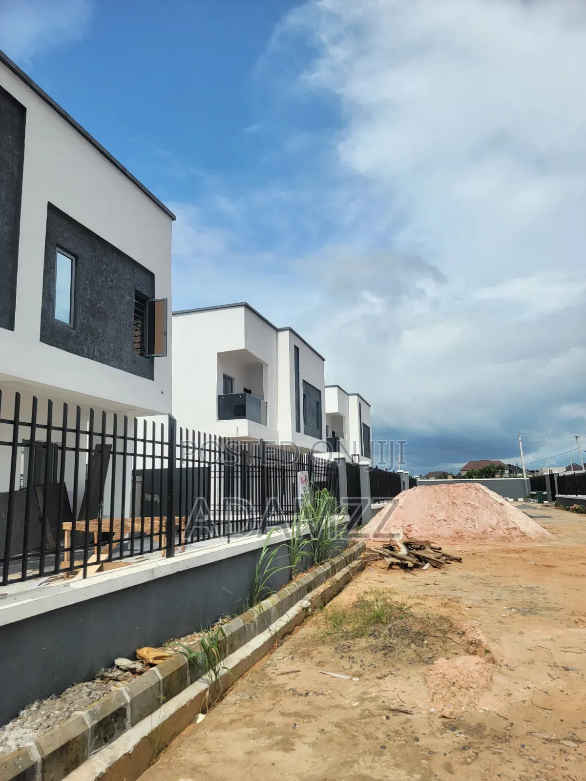 6bdrm Duplex in Jd Estate, Enugu for rent