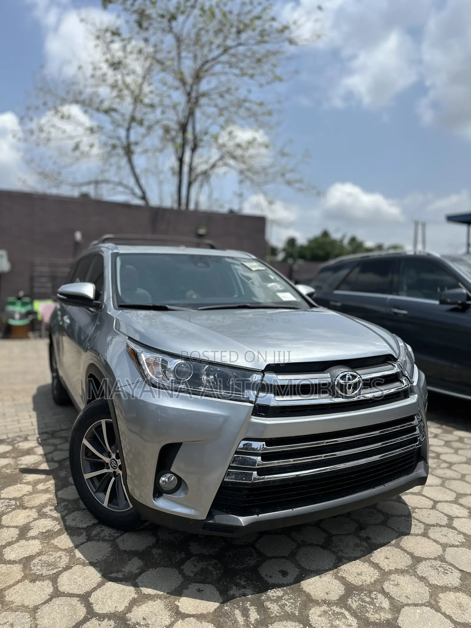 Toyota Highlander XLE 2019 Silver