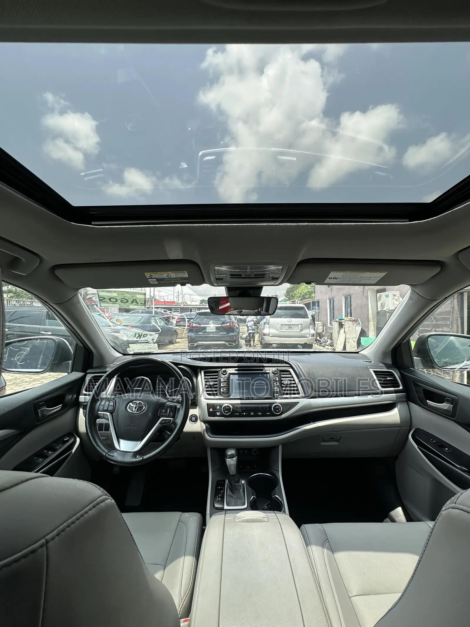 Toyota Highlander XLE 2019 Silver