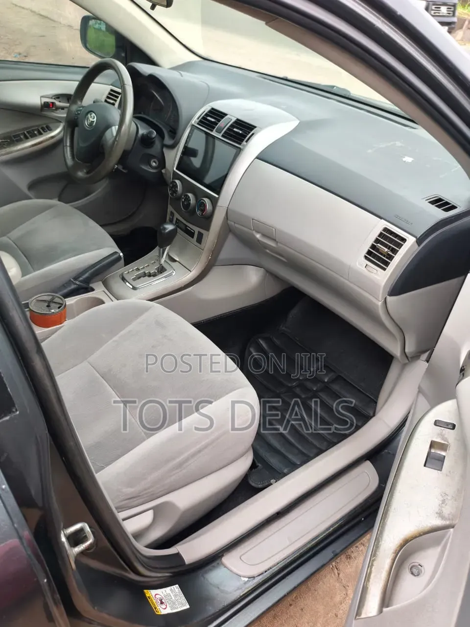 Toyota Corolla S 4dr Sedan (1.8L 4cyl 4A) 2012 Gray