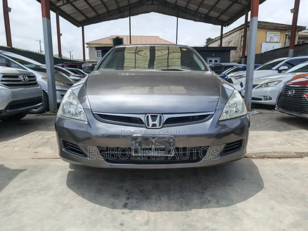 Honda Accord 2006 Gray