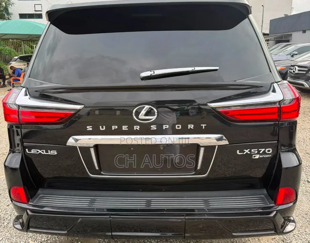 Lexus LX 570 (5 seats) AWD 2020 Black
