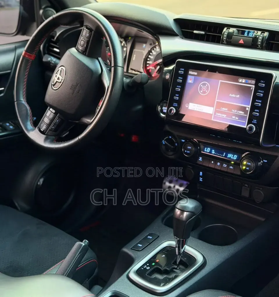Toyota Hilux 2023 Black