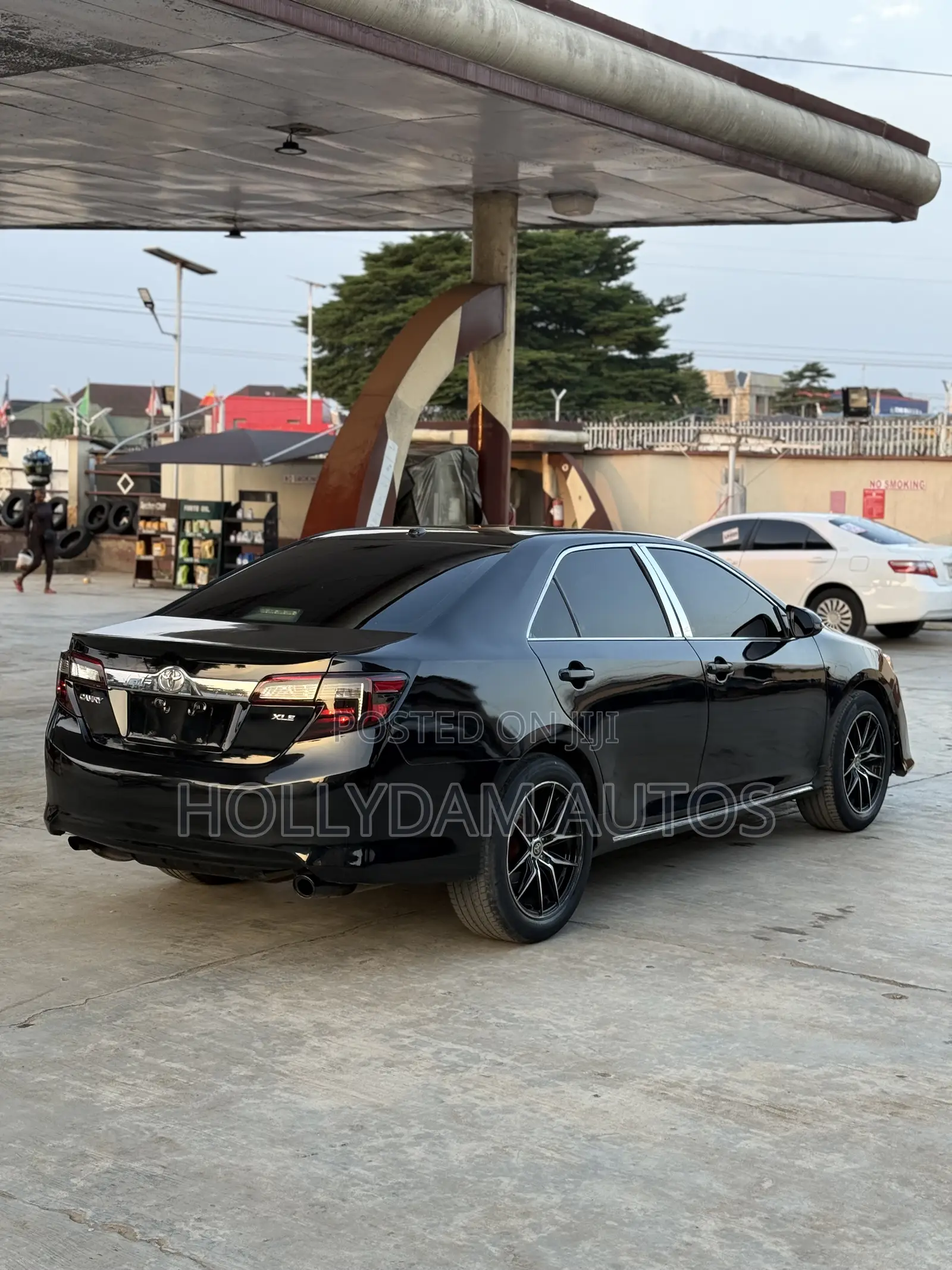 Toyota Camry XLE 4dr Sedan (3.5L 6cyl 6A) 2014 Black