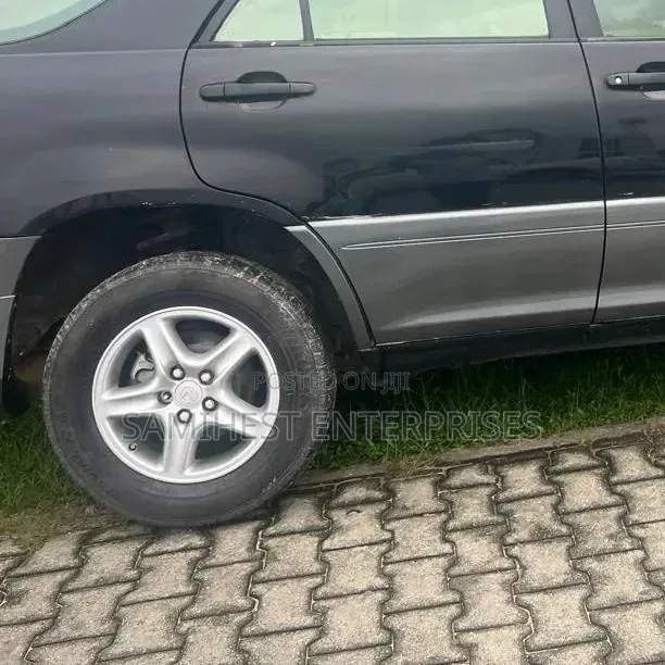 Lexus RX 2001 Black