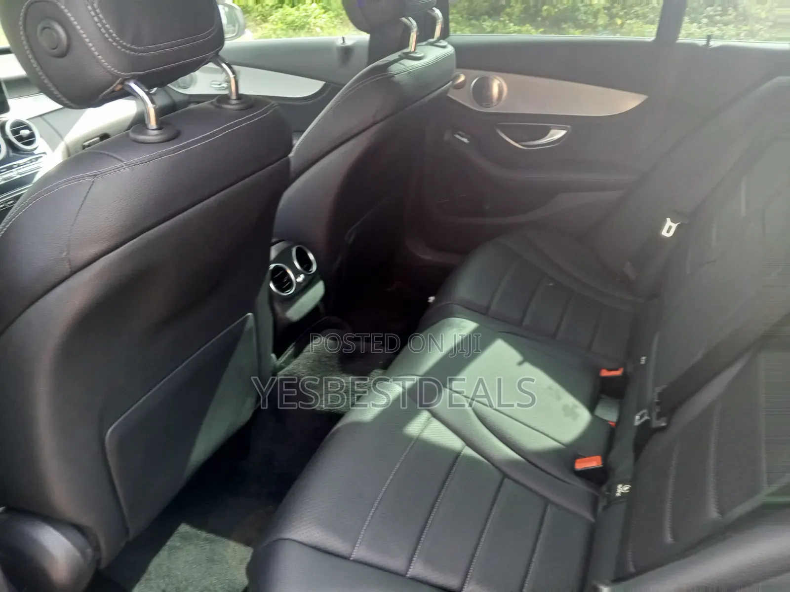 Mercedes-Benz C400 2018 Gray