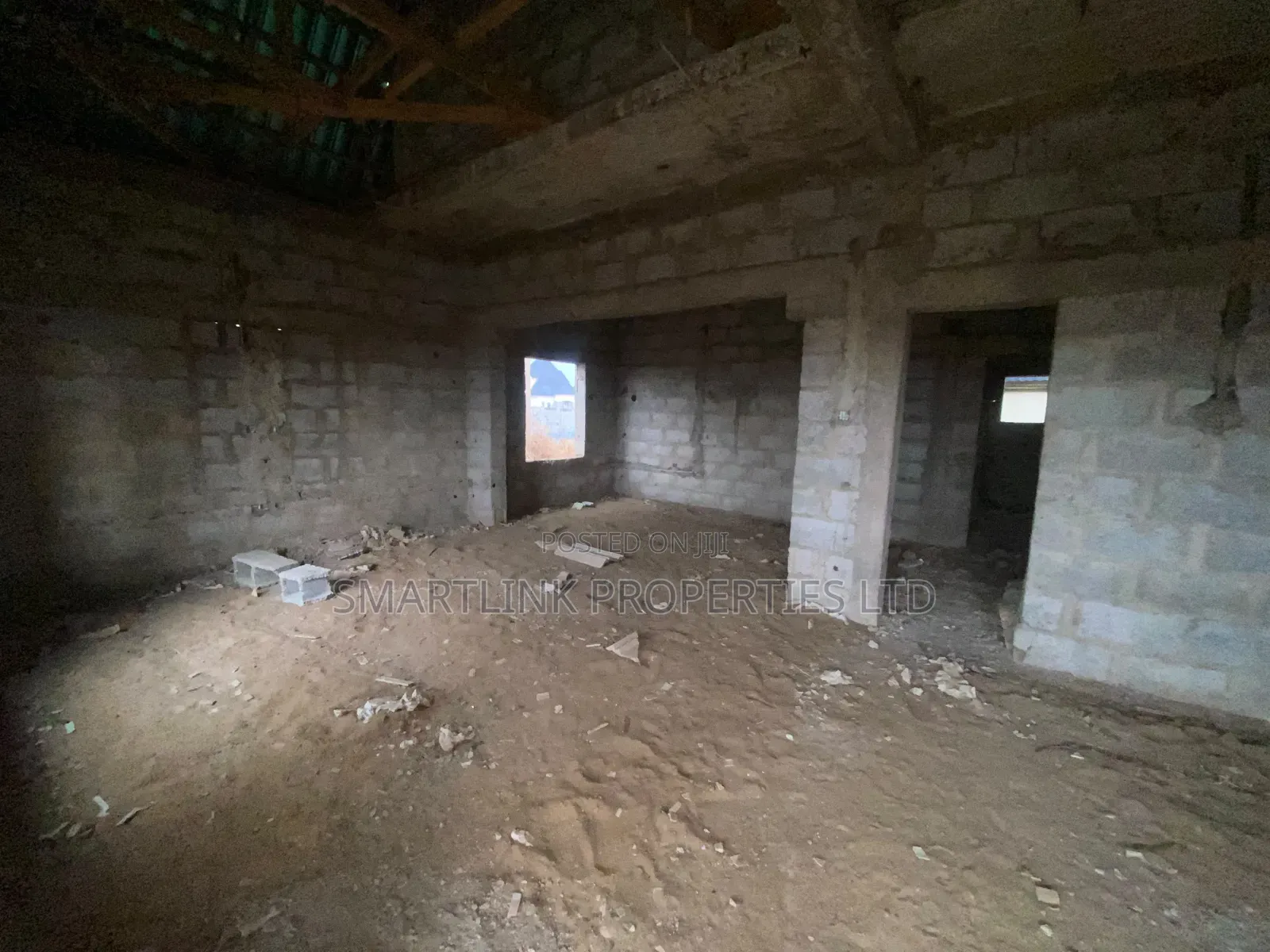 4bdrm Penthouse in Pyakasa for sale