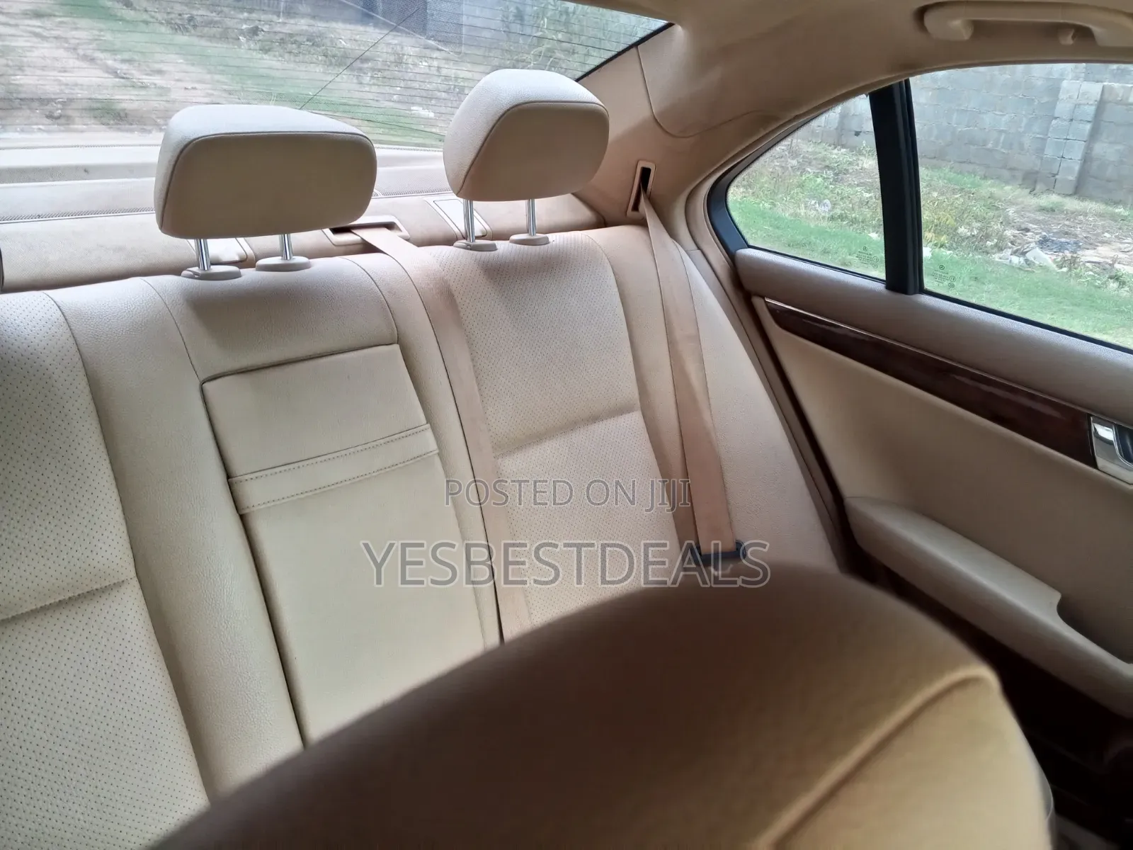 Mercedes-Benz C300 2010 Gray