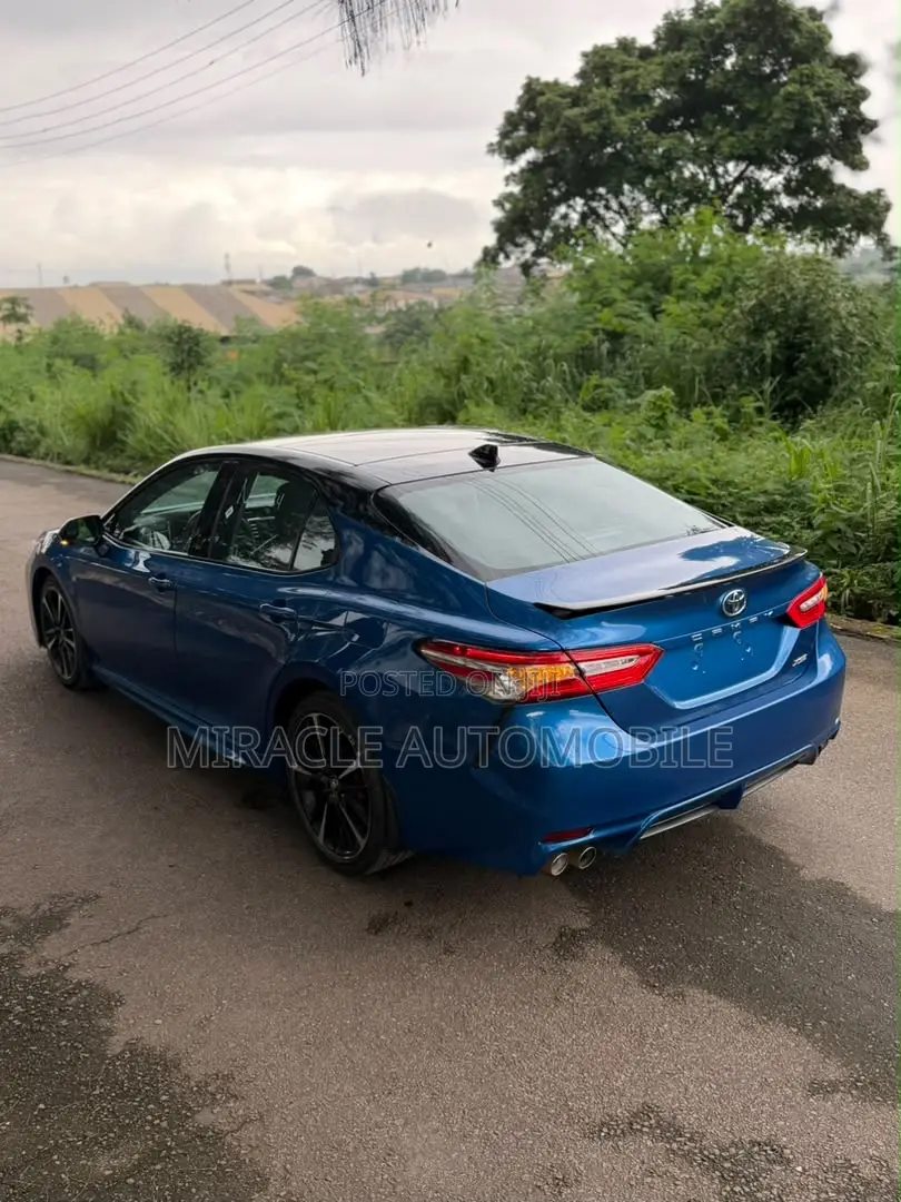 Toyota Camry XSE (2.5L 4cyl 8A) 2019 Blue