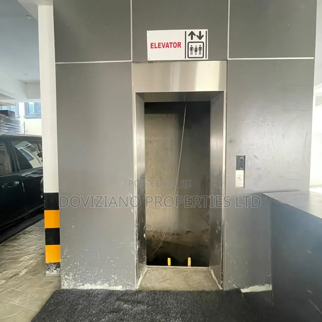 2bdrm Apartment in Lekki Phase 1 for sale