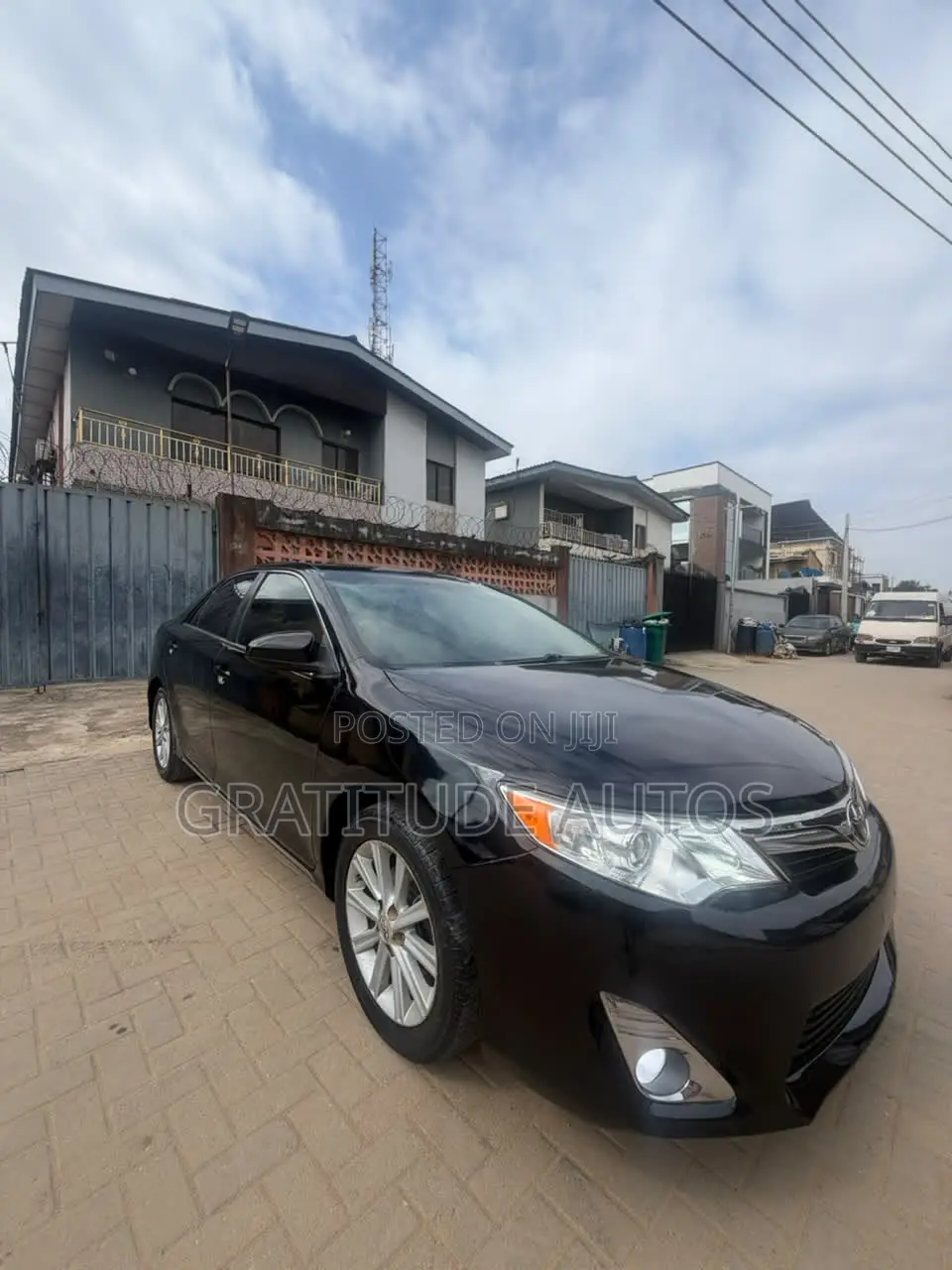 Toyota Camry XLE 4dr Sedan (2.5L 4cyl 6A) 2013 Black