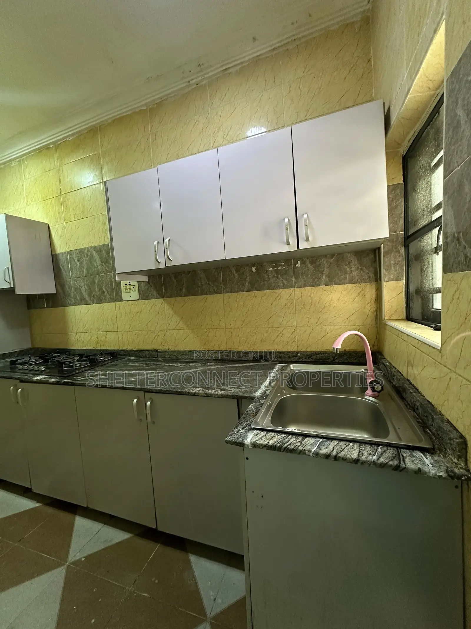 4bdrm Apartment in Lekki Conservation, Lagos State for rent