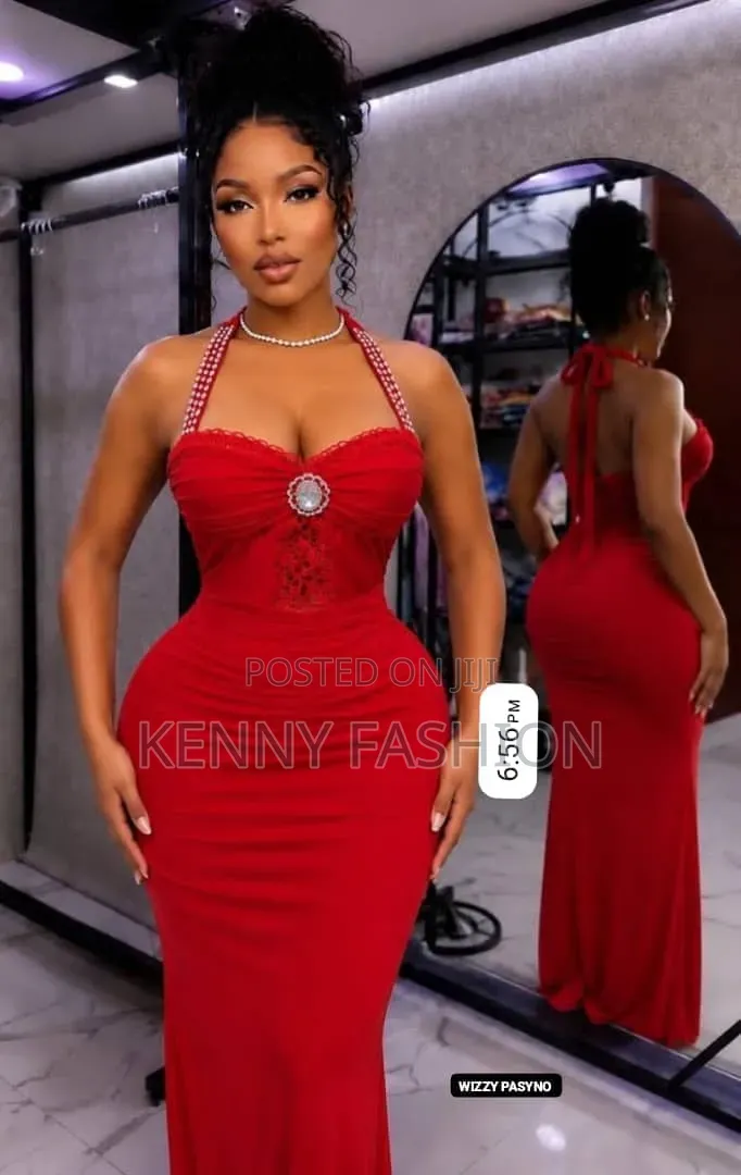 Quality Luxury Ladies Gown Available in Different