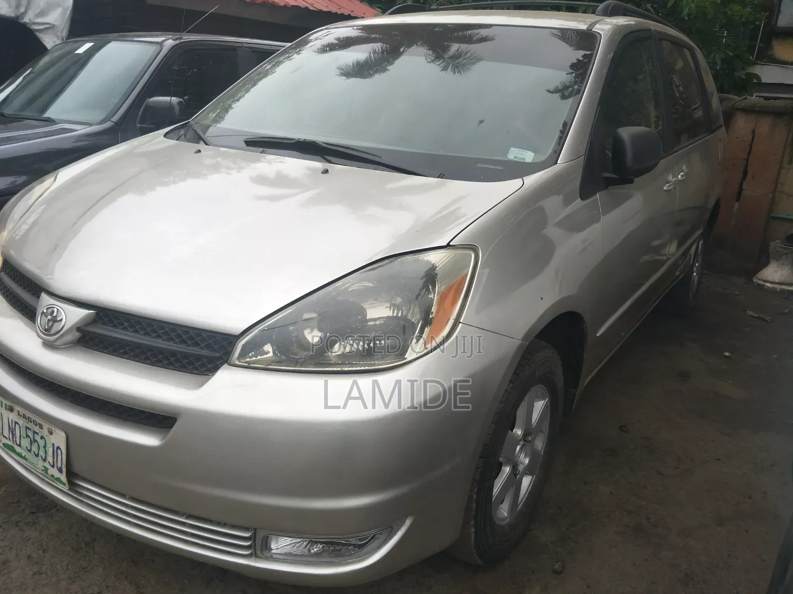 Toyota Sienna 2004 Gold