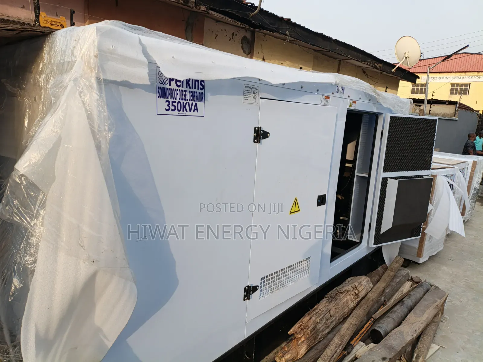 High Performance 350kVA Perkins Generator