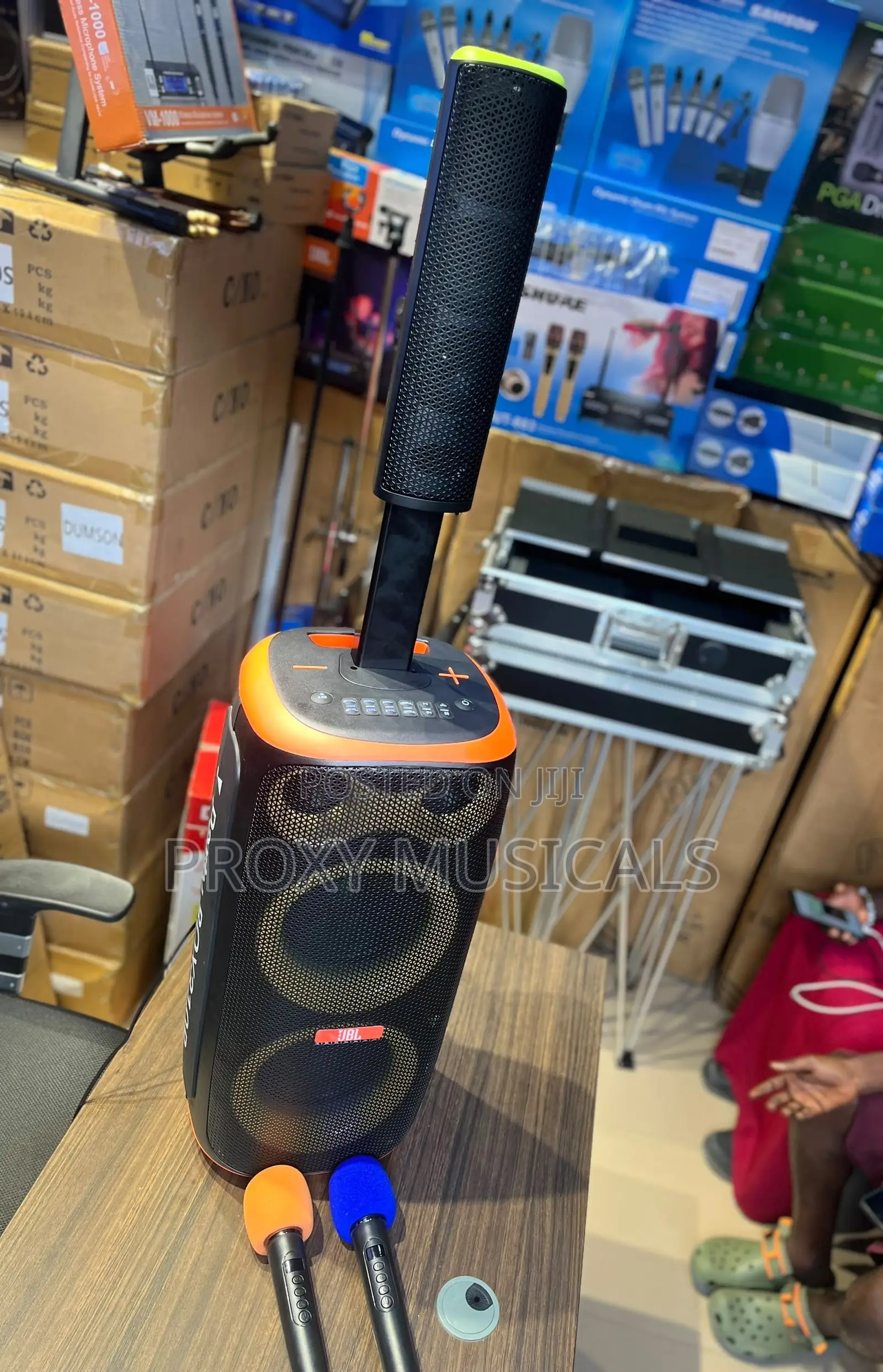 JBL Party Box310B Rechargeable PA System With 2 Microphones