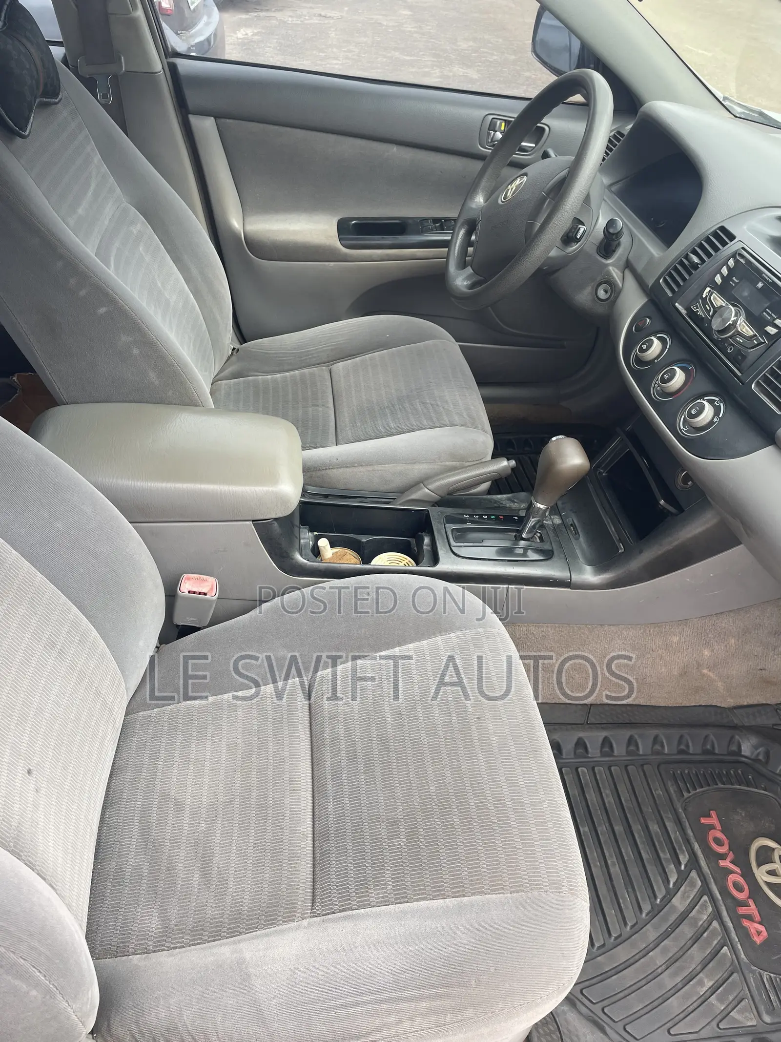 Toyota Camry 2005 Silver
