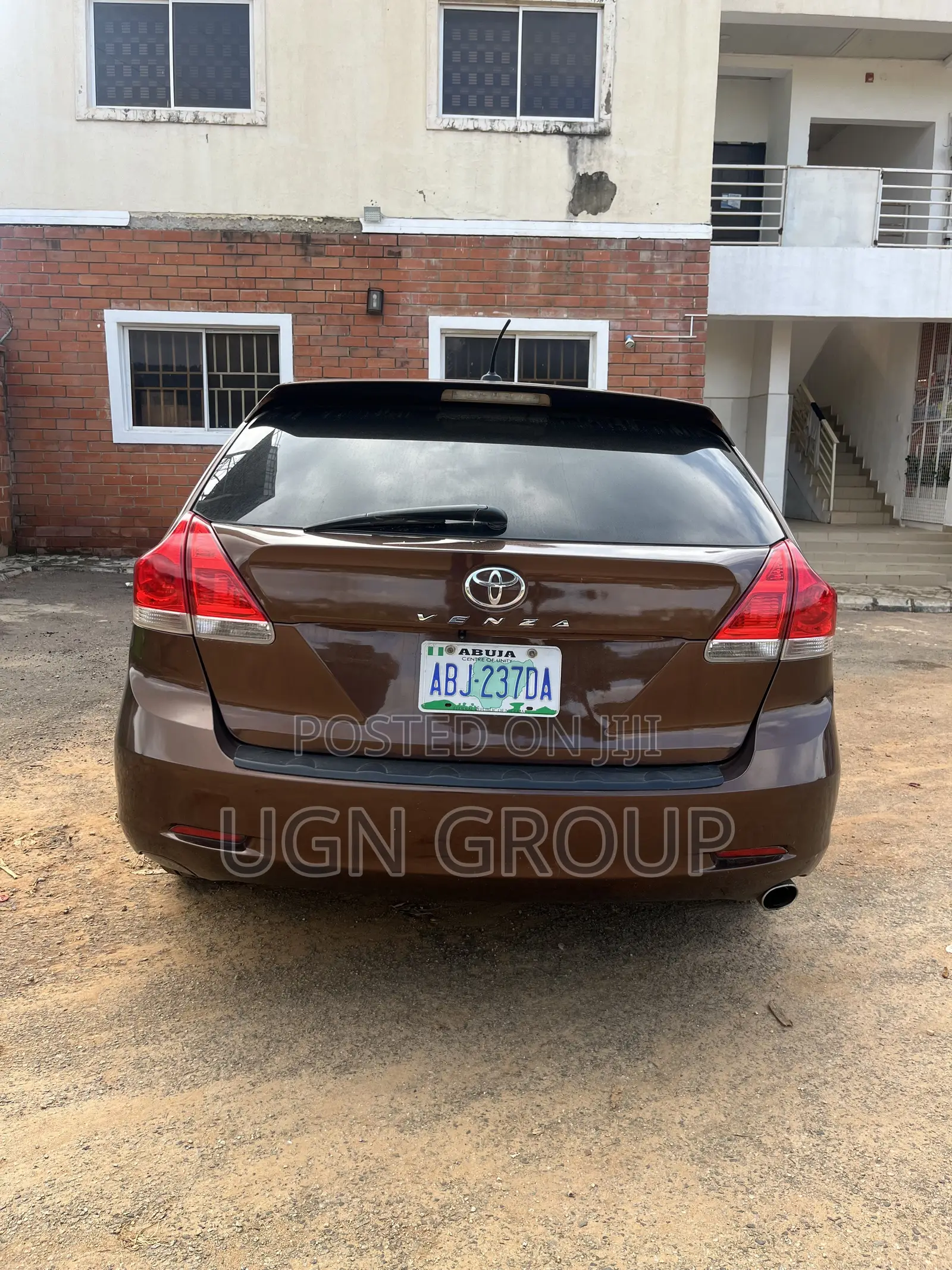 Toyota Venza 2010 Brown