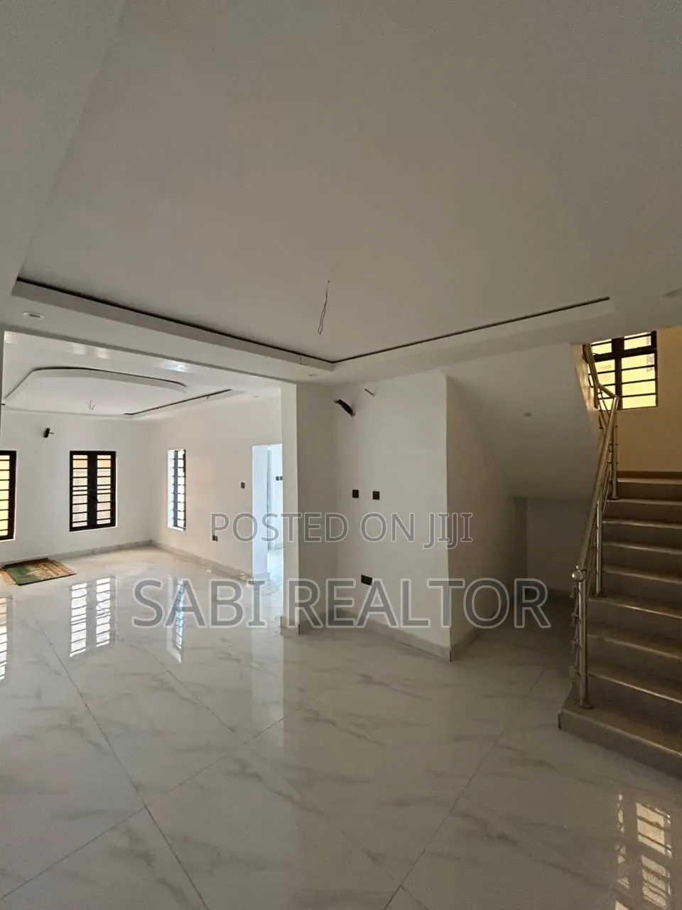 Furnished 5bdrm Duplex in Magodo Phase 1 for sale