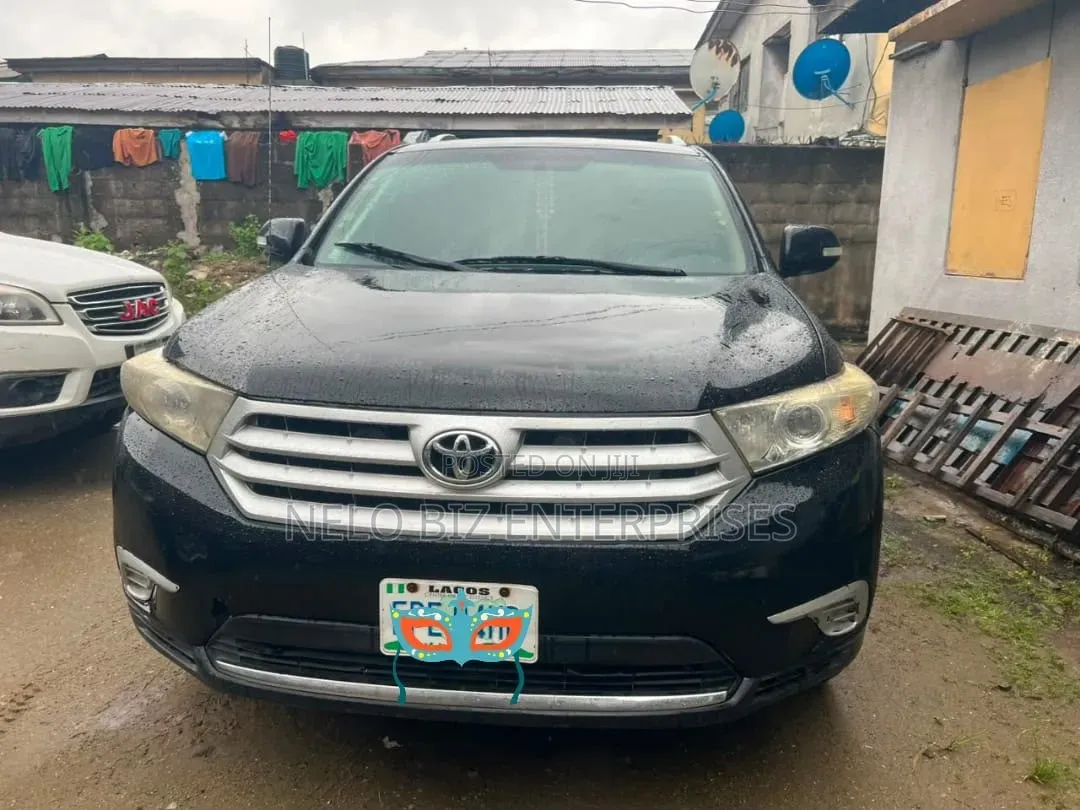 Toyota Highlander 2012 Black