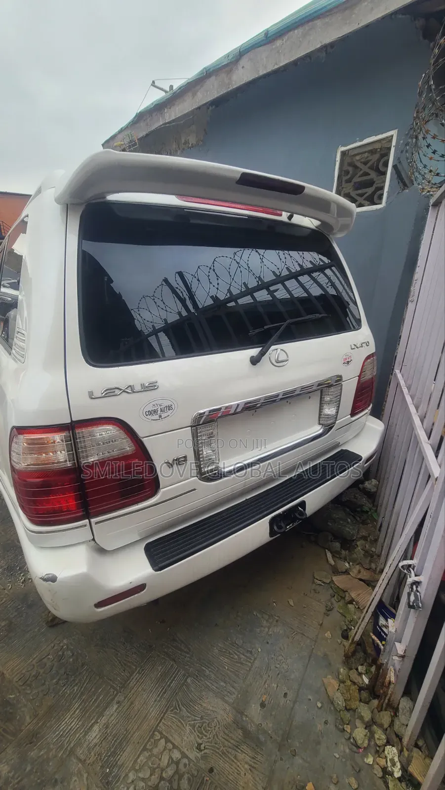 Lexus LX 470 Sport Utility 2006 White