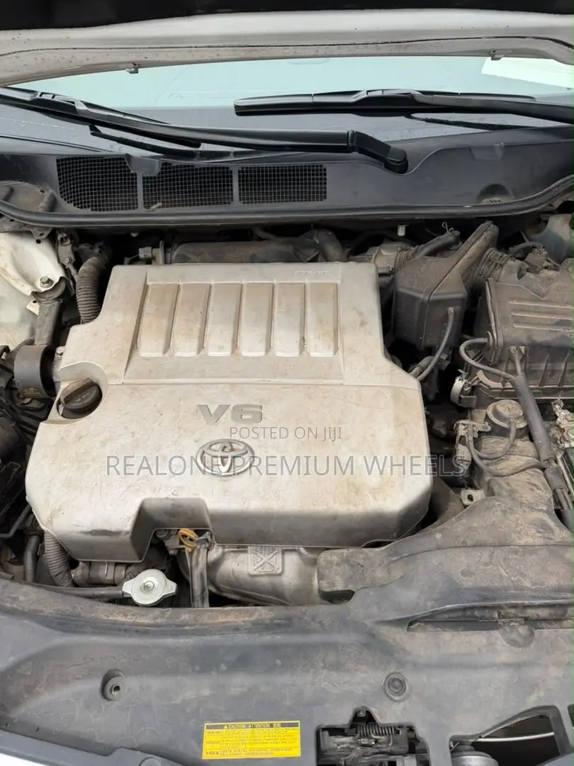 Toyota Venza 2012 White