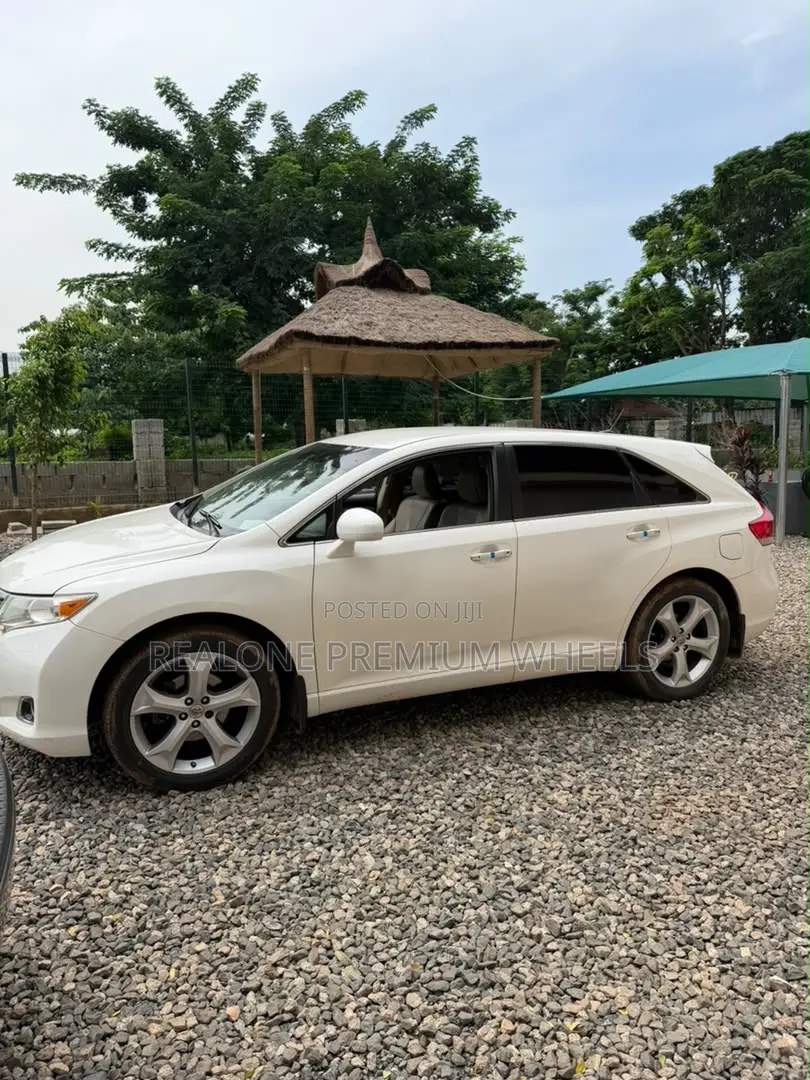 Toyota Venza 2012 White