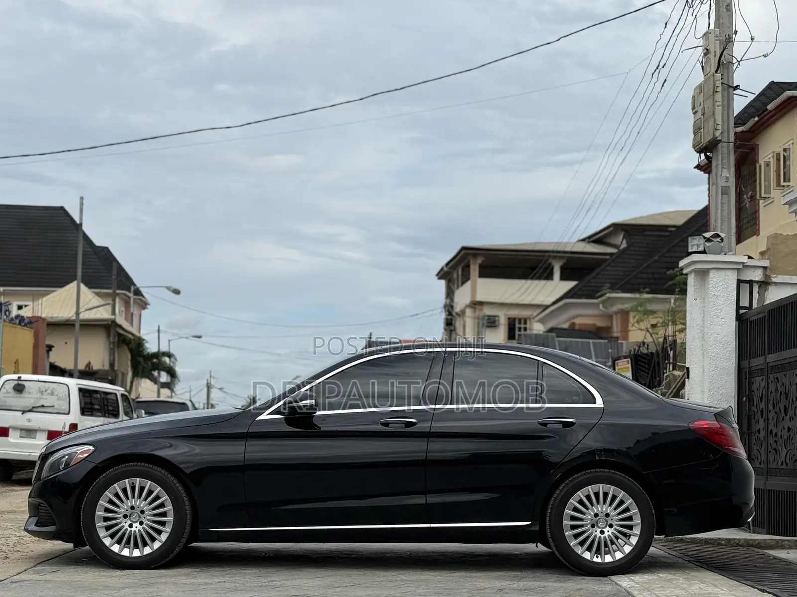 Mercedes-Benz C300 Luxury 4Matic Sedan AWD (2.0L 4cyl 7A) 2016 Black