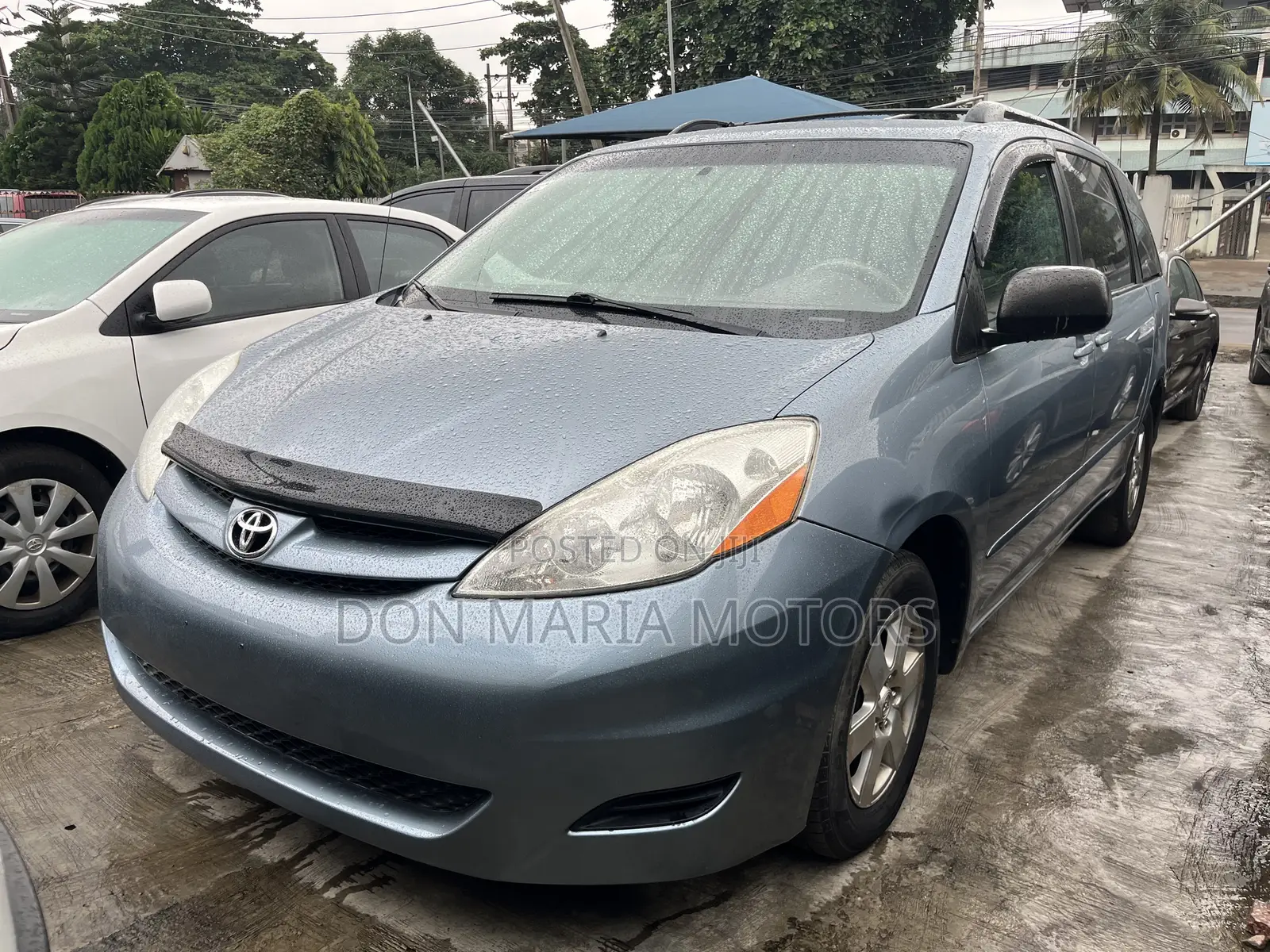 Toyota Sienna LE 7 Passenger 2010 Blue
