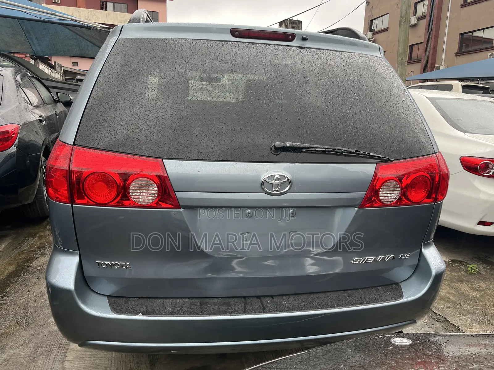 Toyota Sienna LE 7 Passenger 2010 Blue