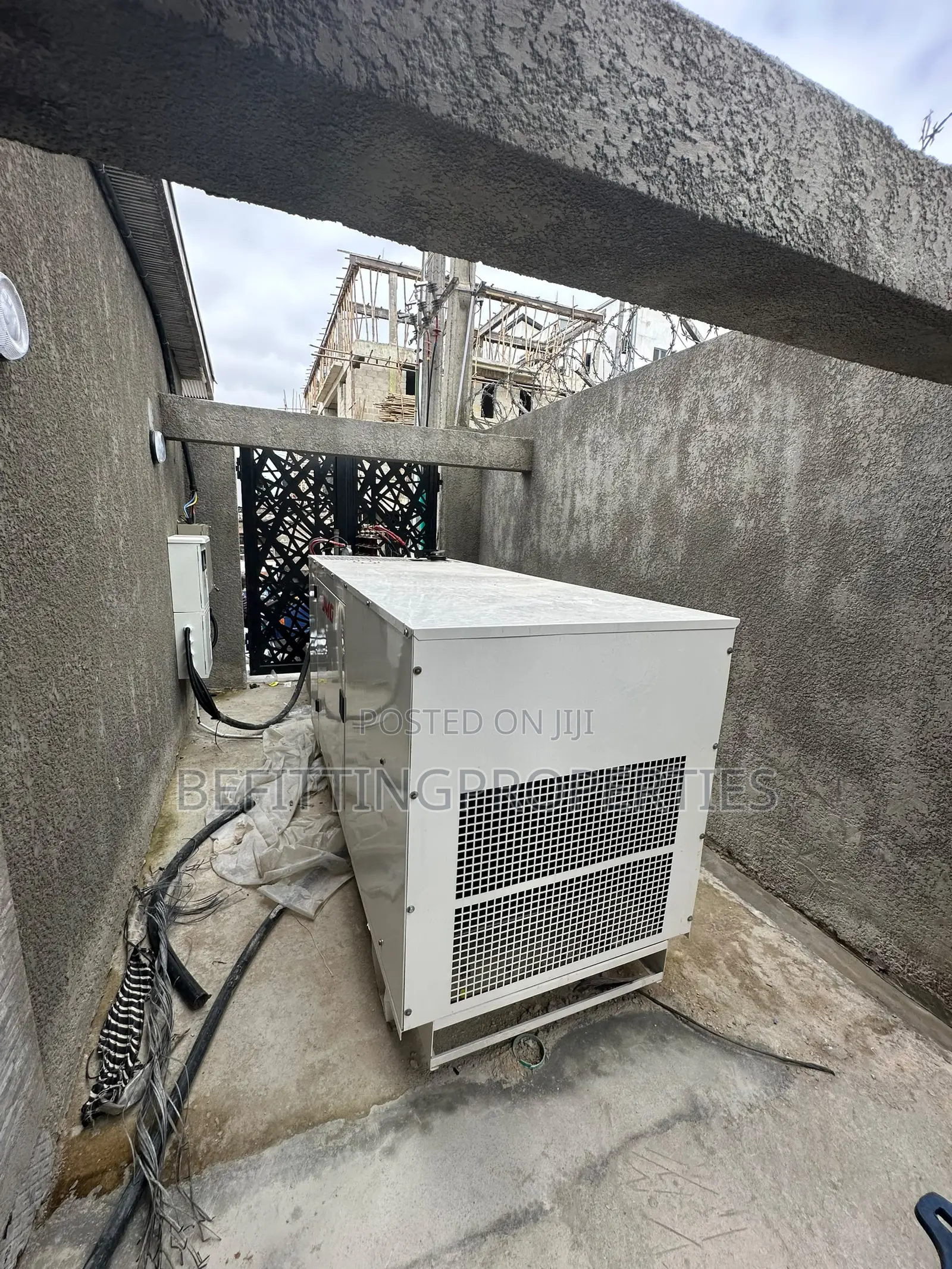 3bdrm Apartment in Yaba for rent
