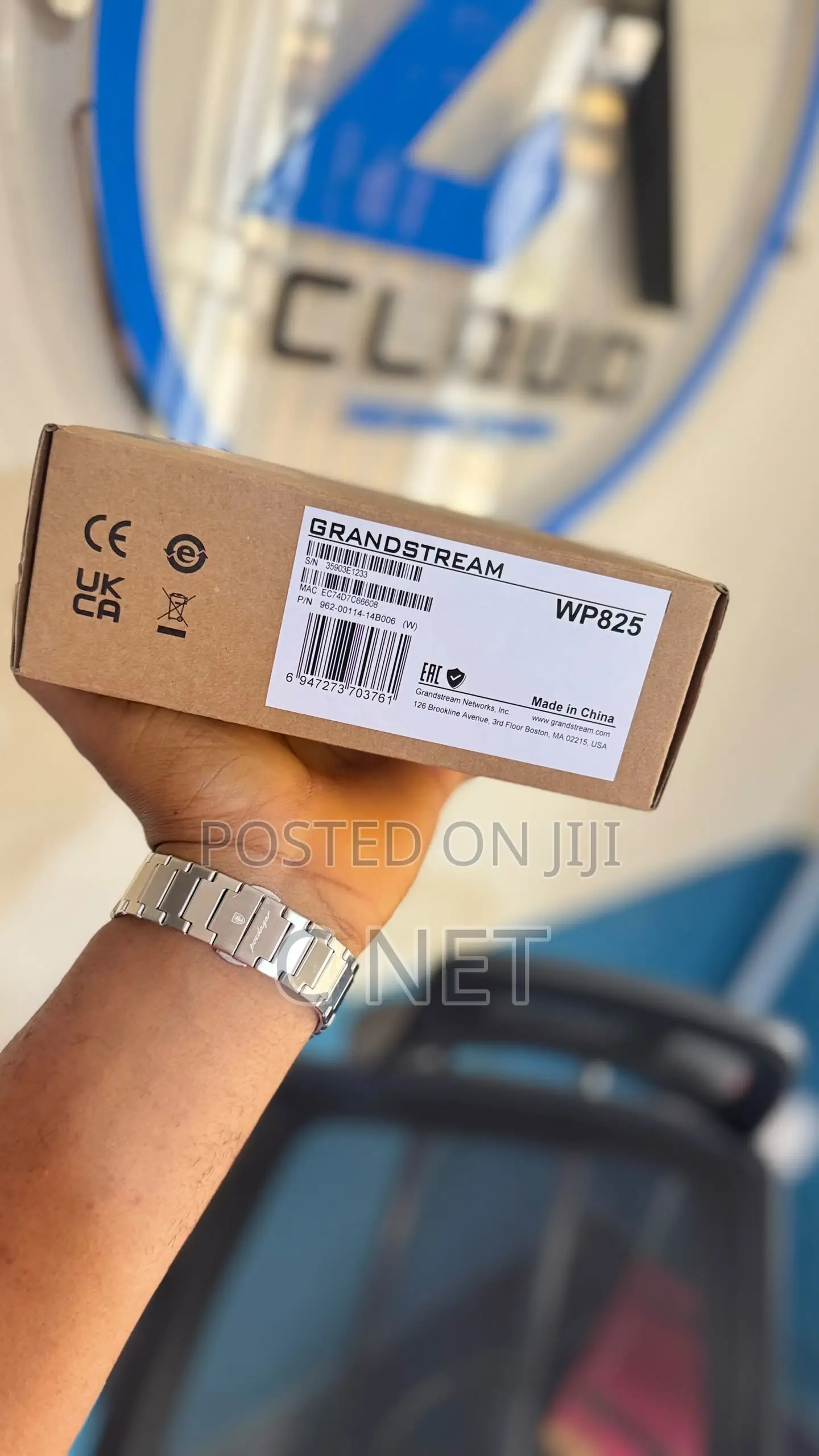 Grandstream WP 825 Cordless WiFi Ip Phone