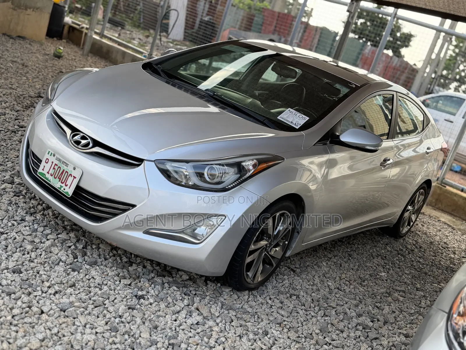 Hyundai Elantra Limited 4dr Sedan (1.8L 4cyl 6A) 2015 Silver