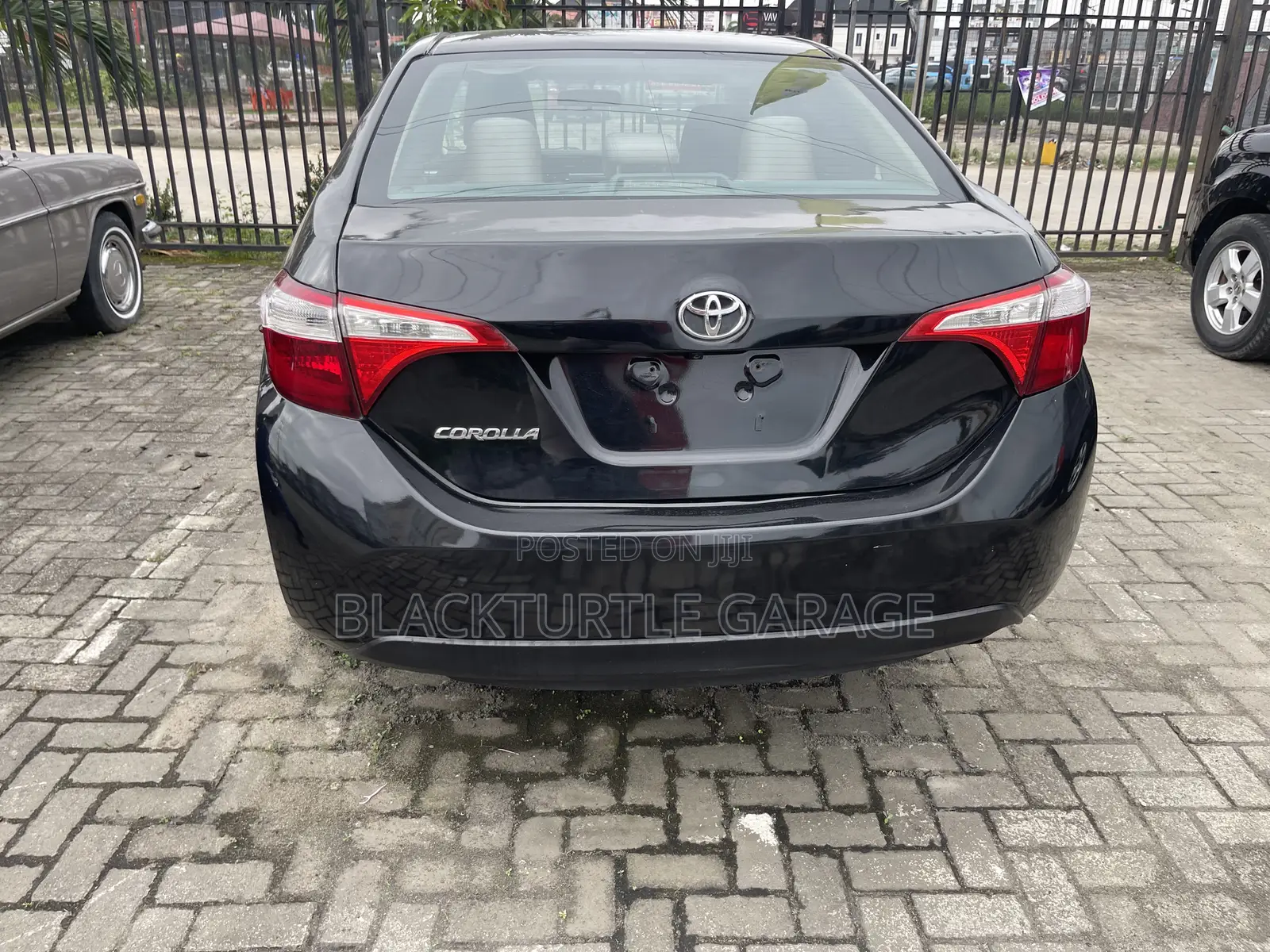 Toyota Corolla 2015 Black