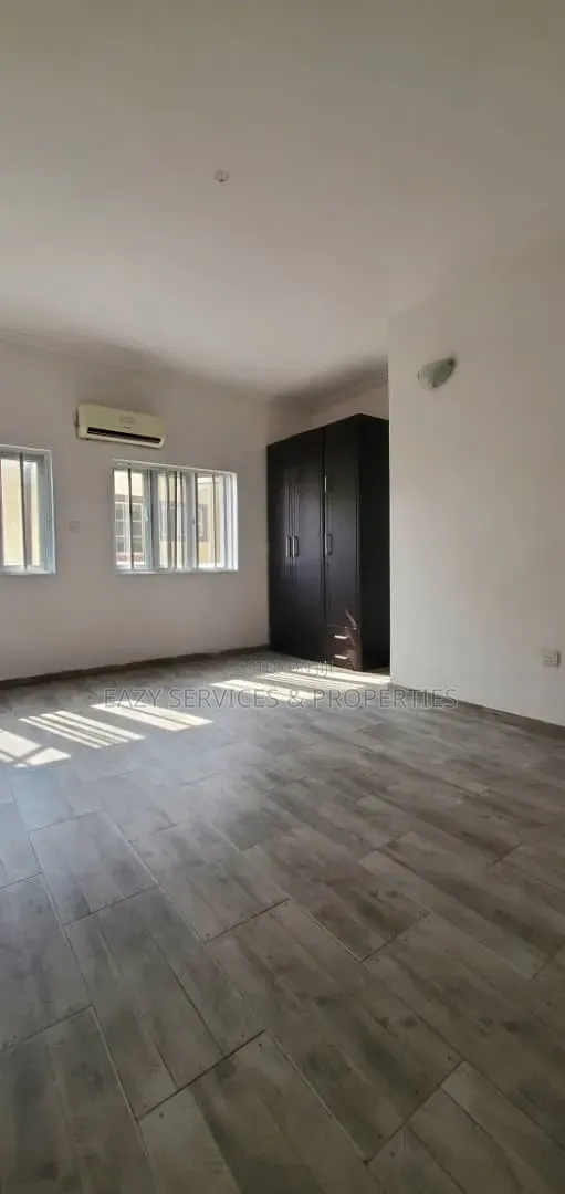 3bdrm Duplex in Lekki Phase One for rent