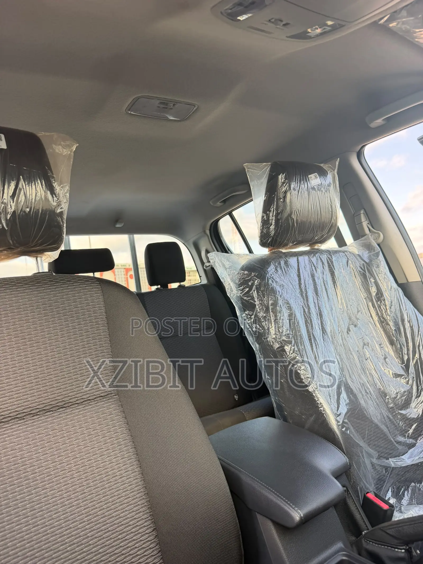 New Toyota Hilux 2026 Gray