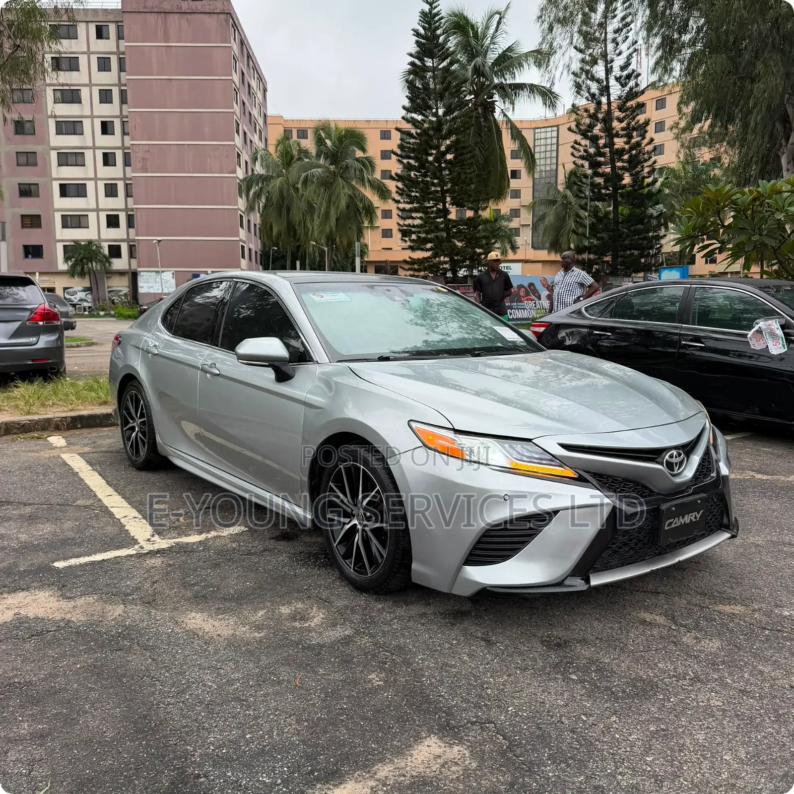 Toyota Camry XSE FWD (2.5L 4cyl 8AM) 2018 Silver