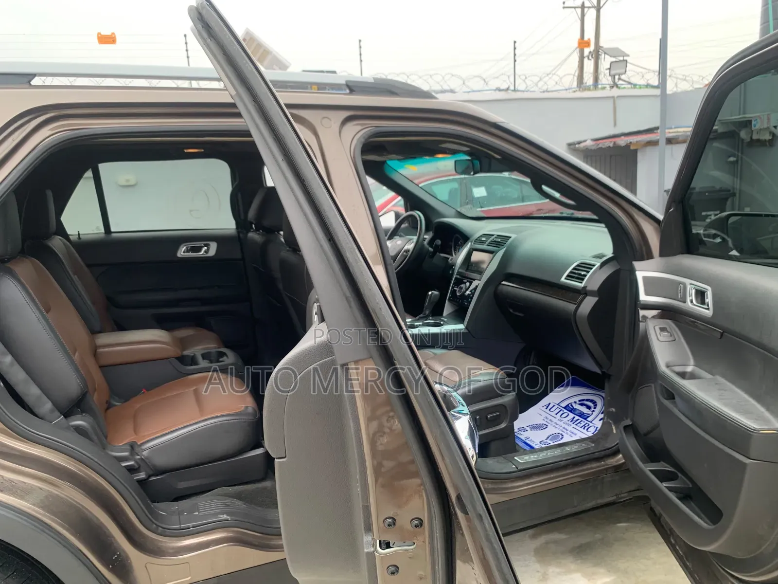 Ford Explorer 2019 Brown