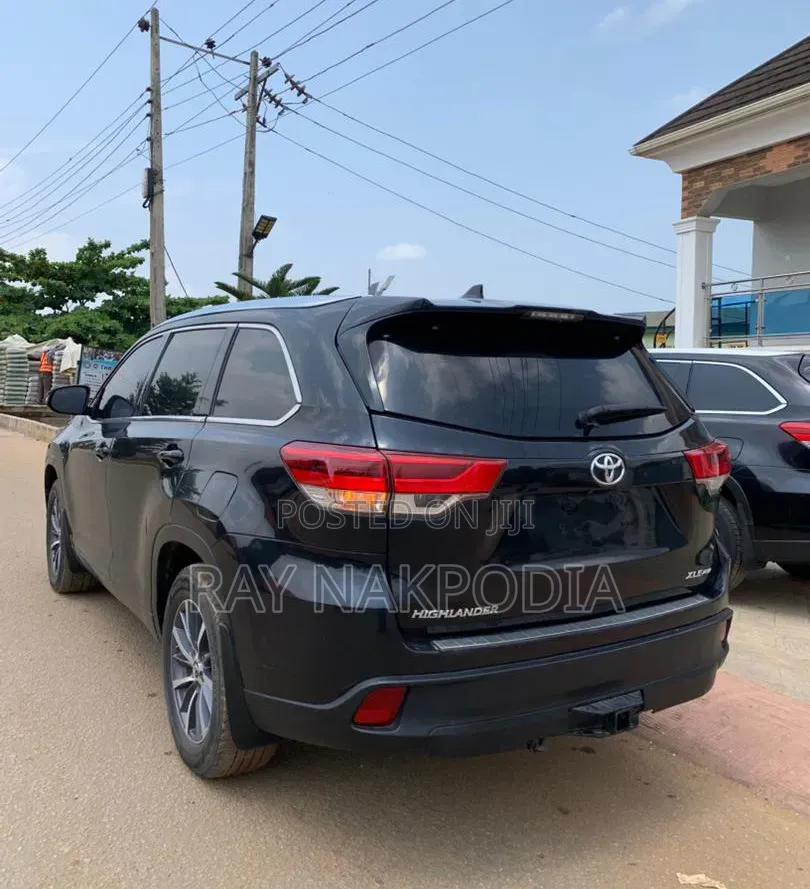 Toyota Highlander 2017 Black