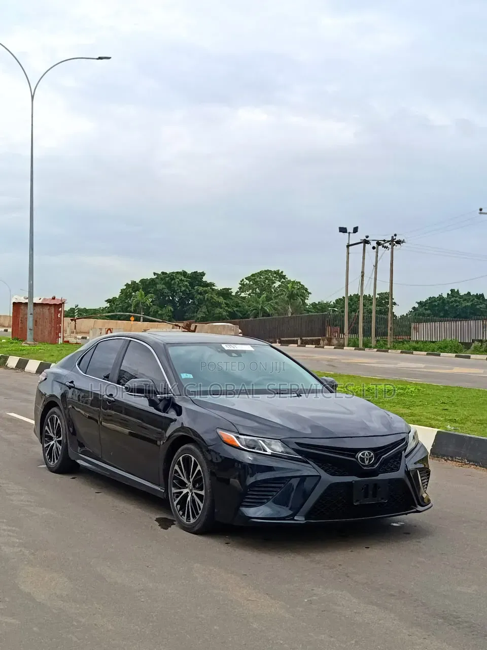 Toyota Camry SE (2.5L 4cyl 8A) 2019 Black