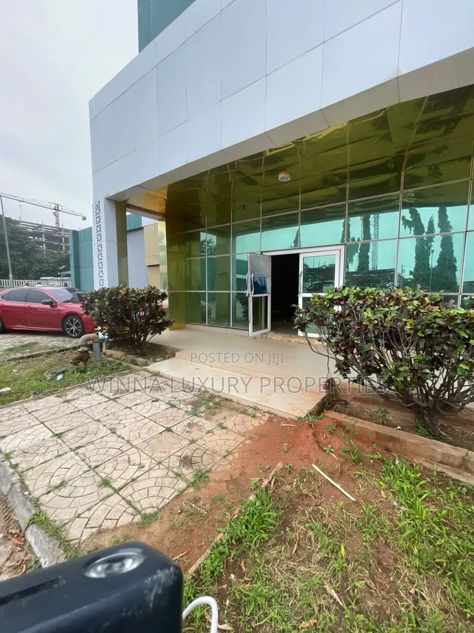 Office/Shop Space 138sqm