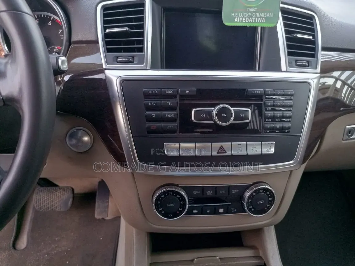 Mercedes-Benz M Class 2014 Red