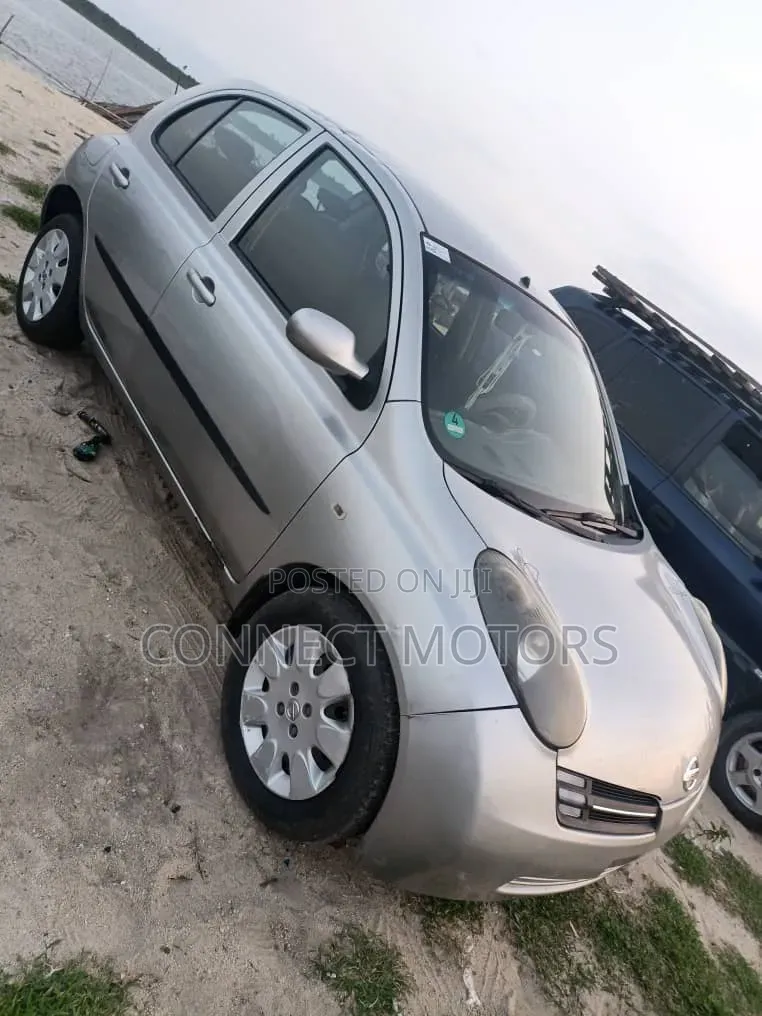 Nissan Micra 2005 Silver