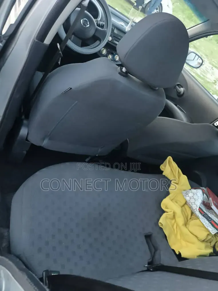 Nissan Micra 2005 Silver