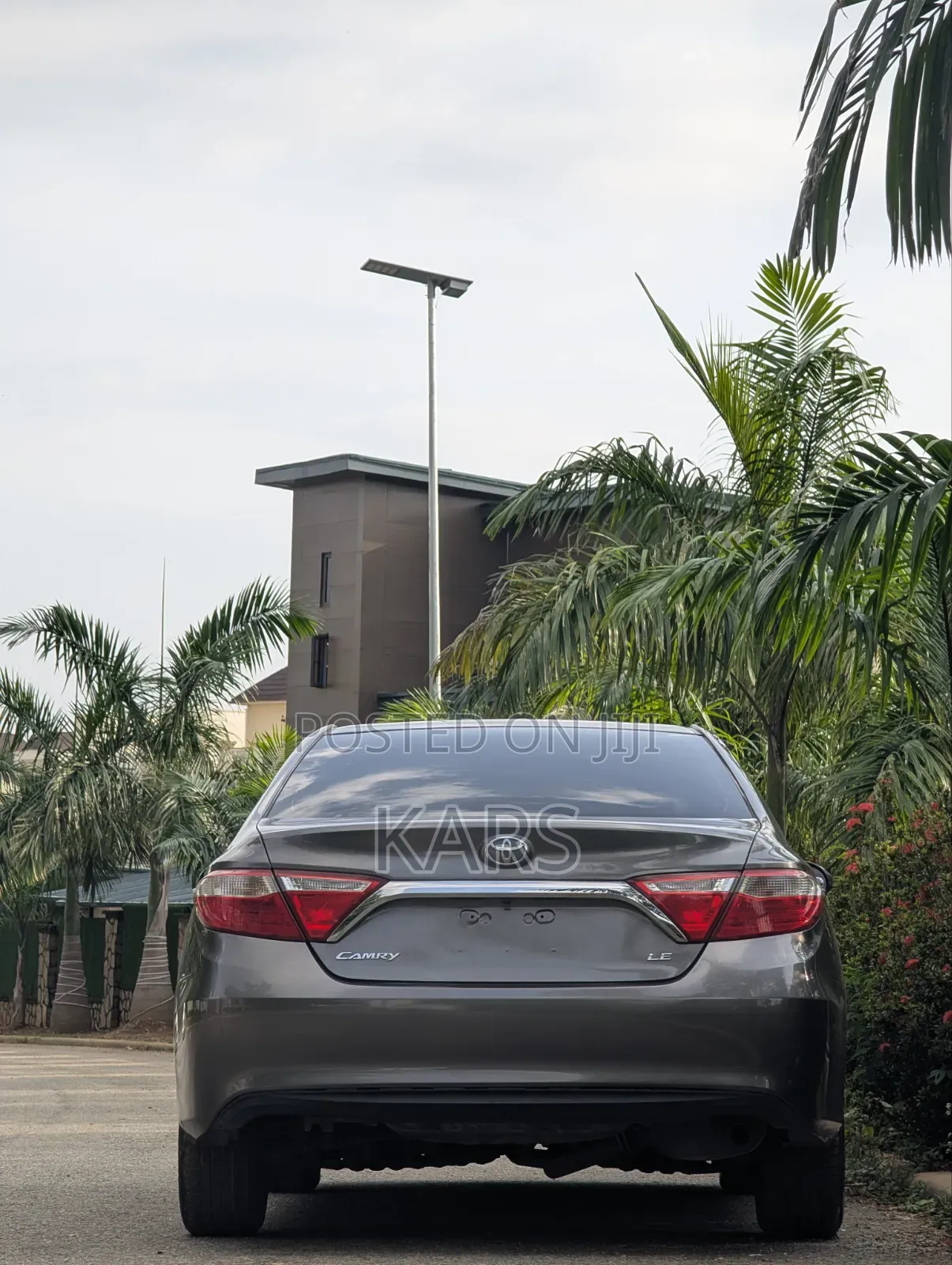 Toyota Camry 2016 Gray